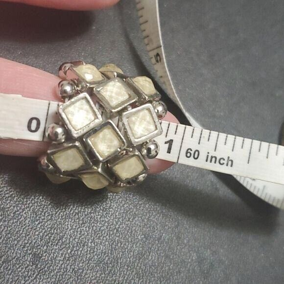 Silver tone cream ring - Picture 5 of 8